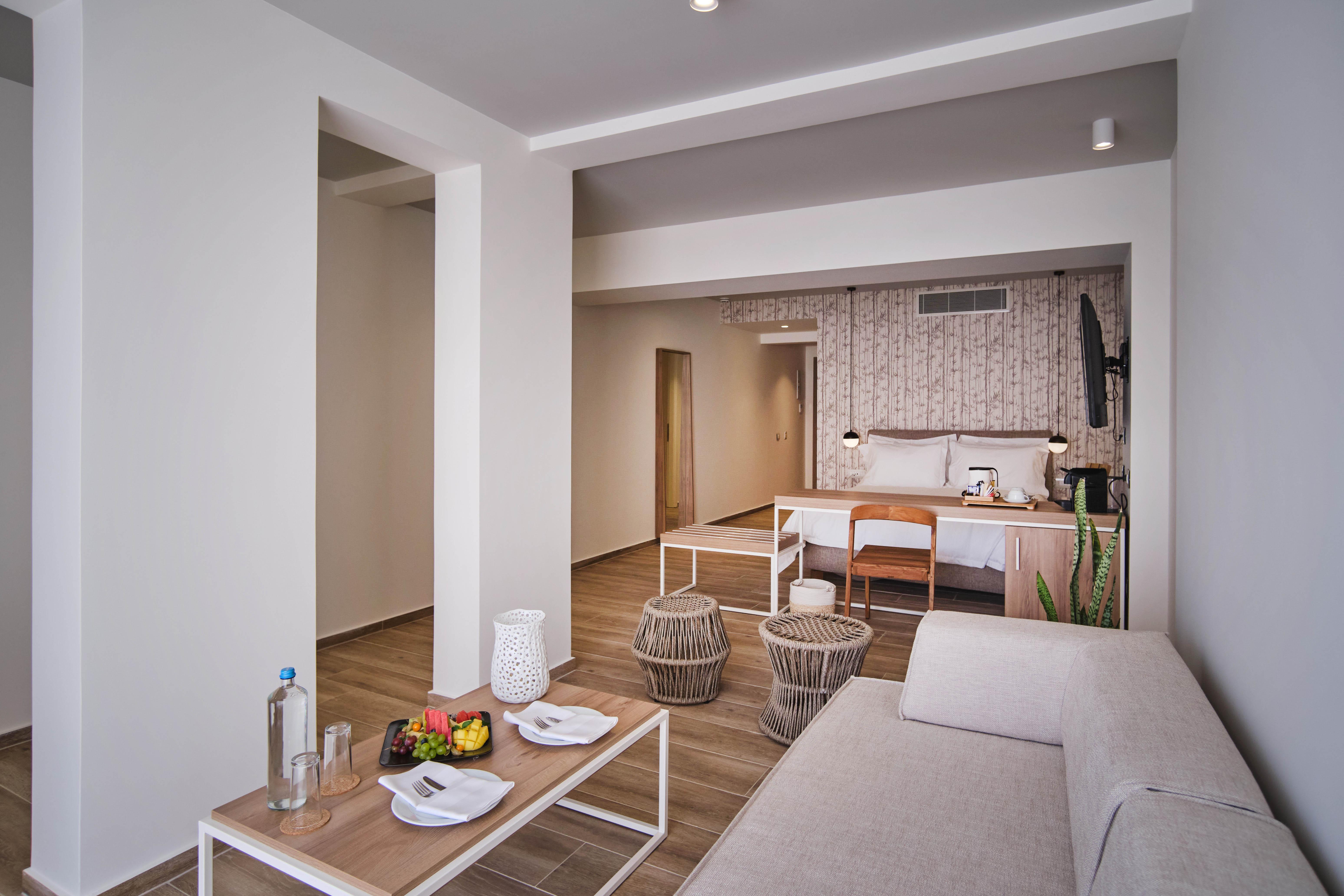 Utopia Blu Hotel Тигаки Экстерьер фото