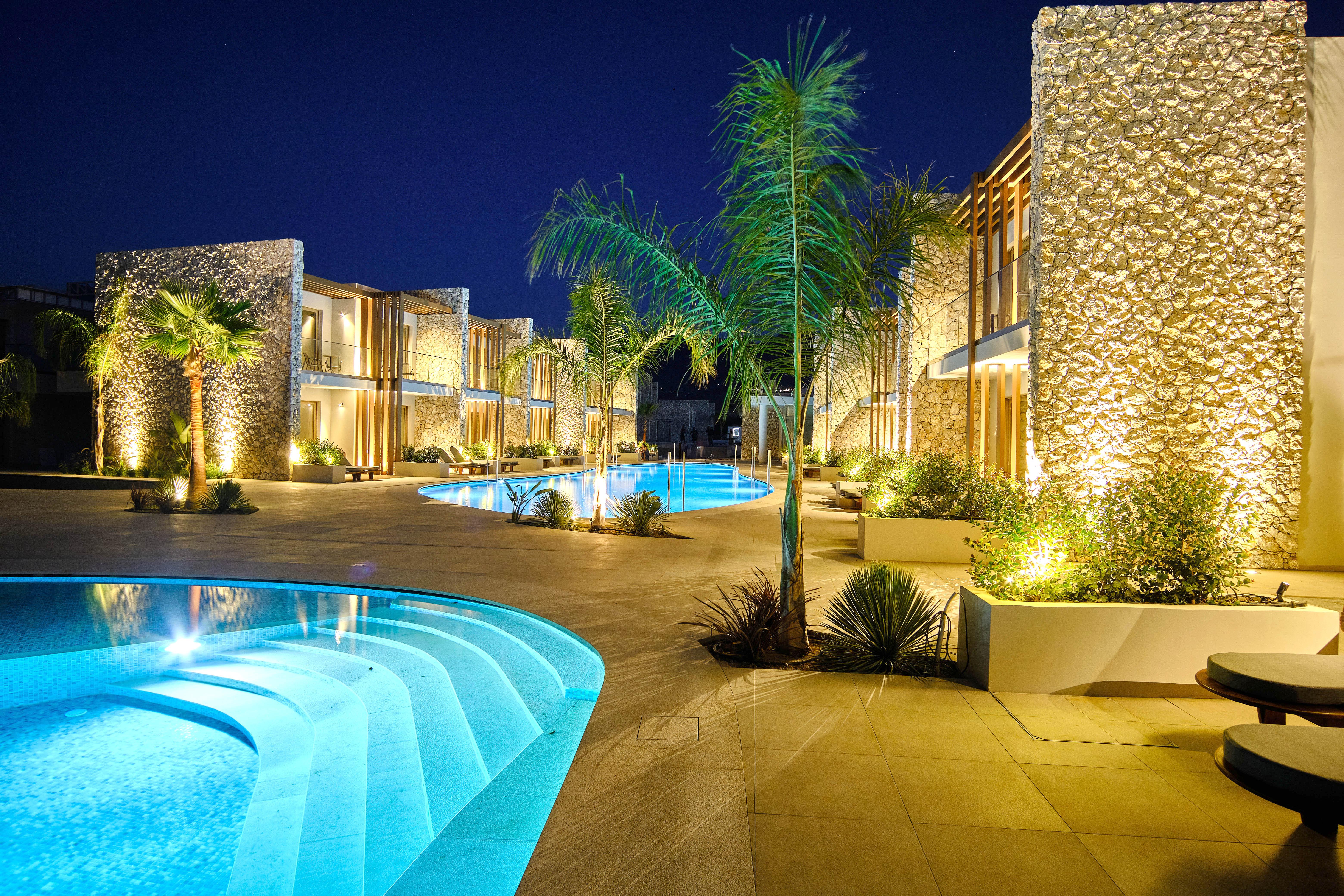 Utopia Blu Hotel Тигаки Экстерьер фото