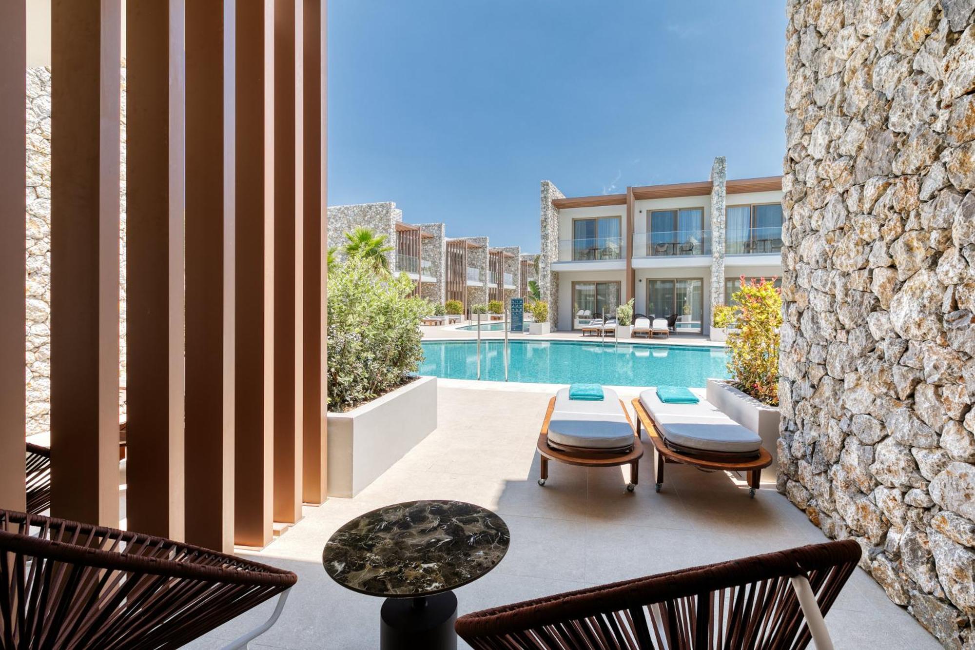 Utopia Blu Hotel Тигаки Экстерьер фото