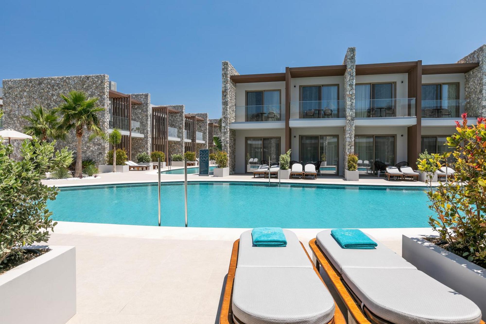Utopia Blu Hotel Тигаки Экстерьер фото