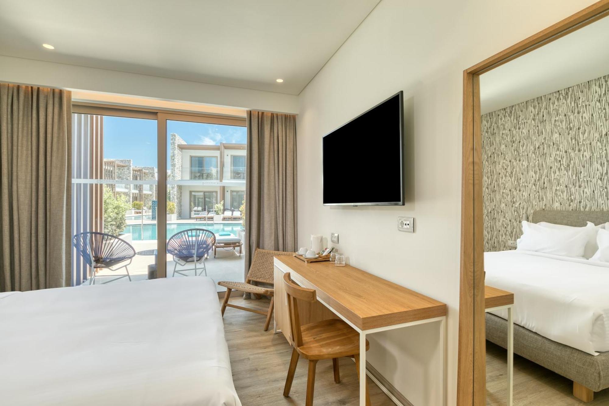 Utopia Blu Hotel Тигаки Экстерьер фото
